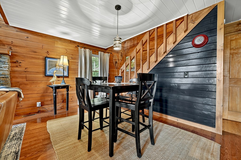 419053 Blue Ridge Residential