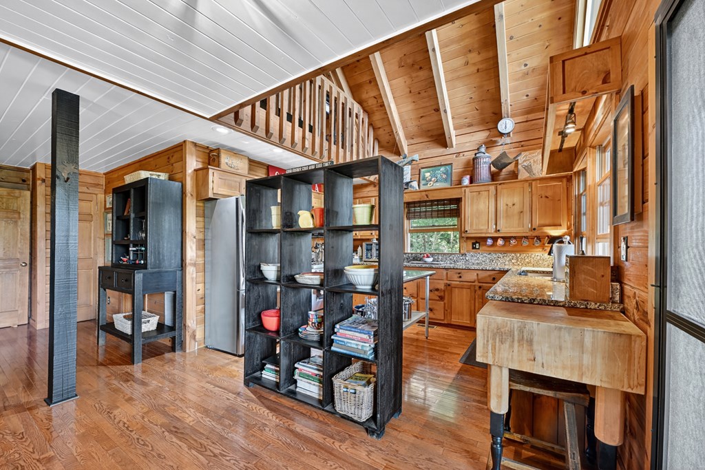 419053 Blue Ridge Residential
