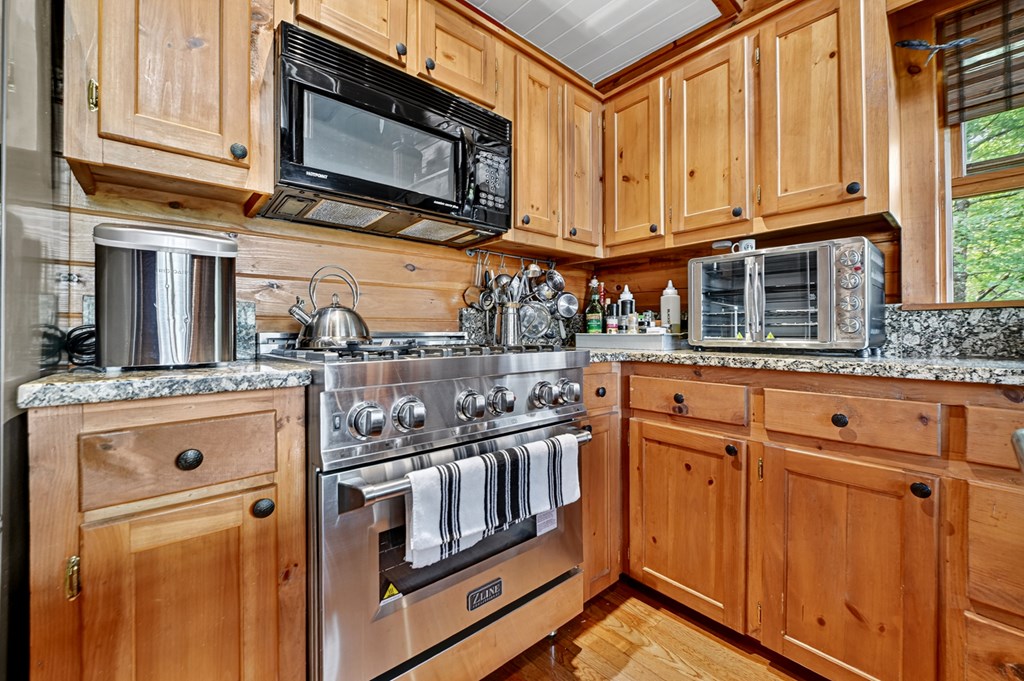 419053 Blue Ridge Residential