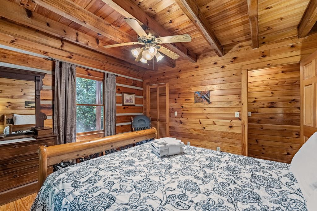 419055 Mineral Bluff Residential