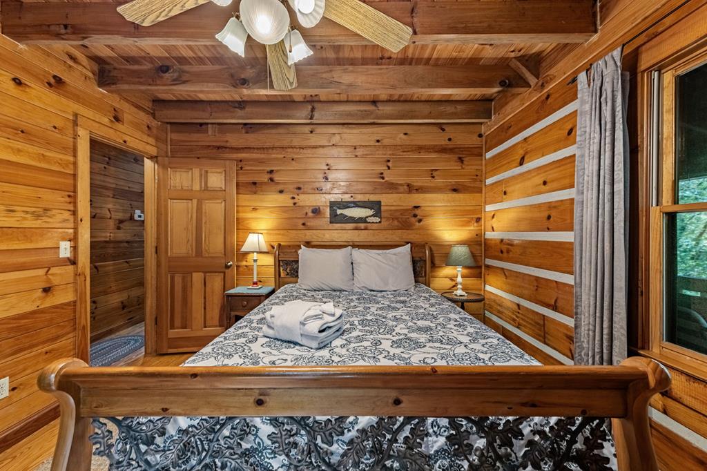 419055 Mineral Bluff Residential