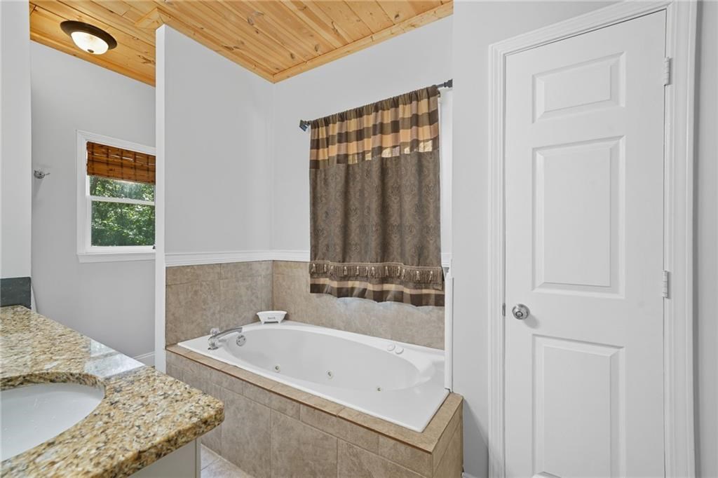 419077 Jasper Residential