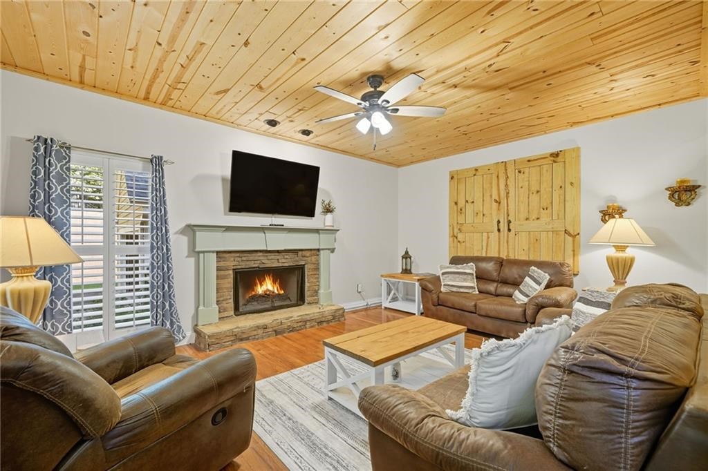 419077 Jasper Residential