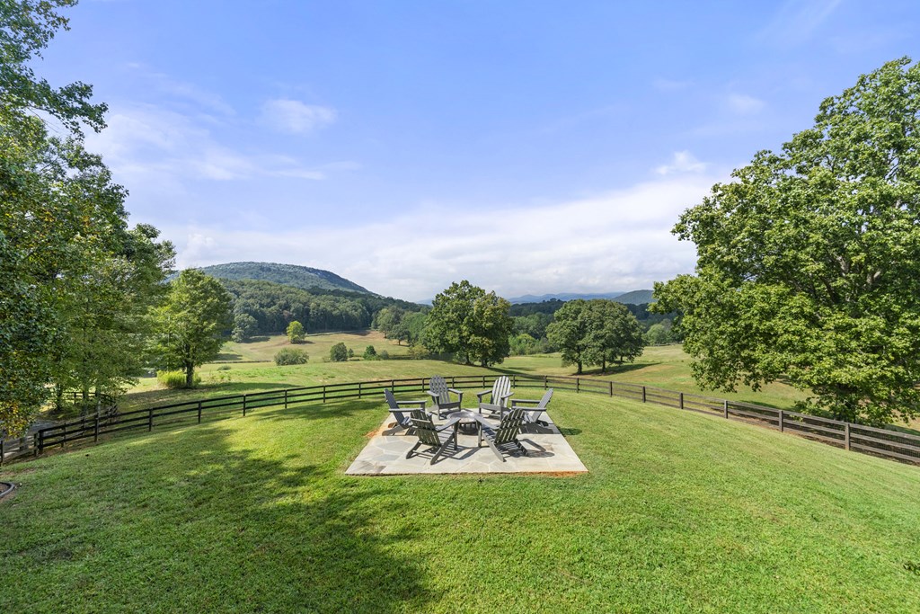 419079 Clarkesville Residential