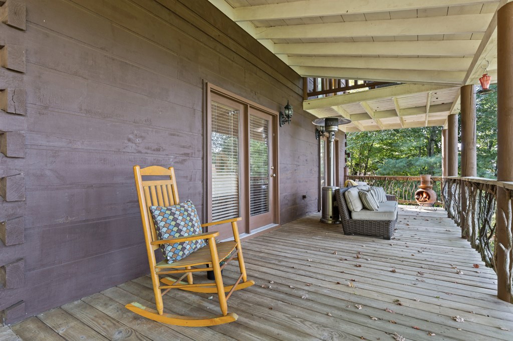 419081 Mineral Bluff Residential