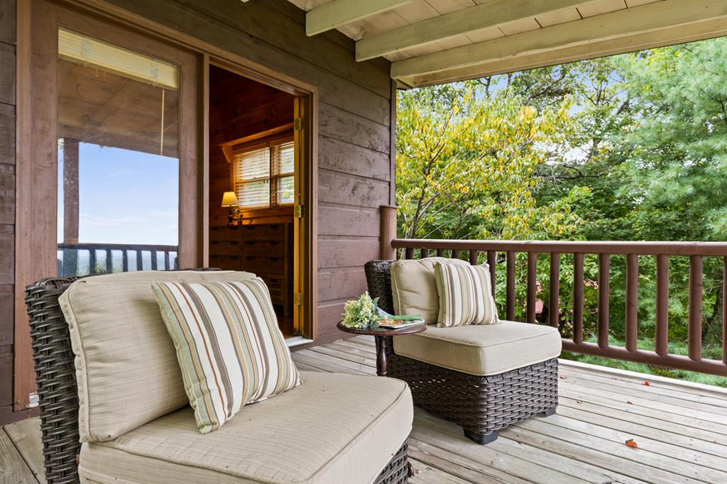 419081 Mineral Bluff Residential