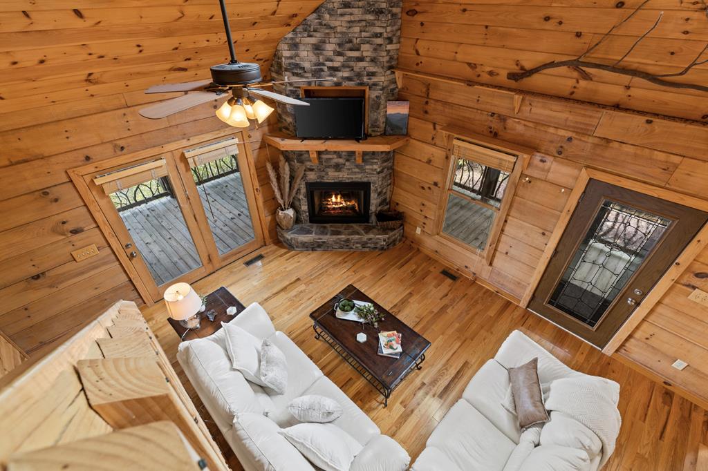 419081 Mineral Bluff Residential