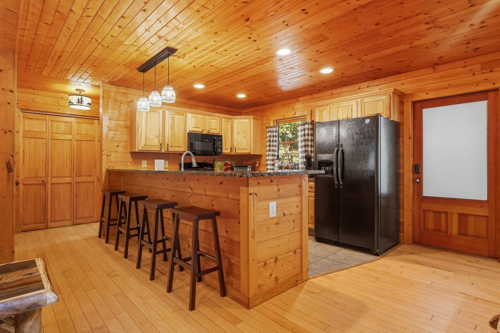 419085 Ellijay Residential