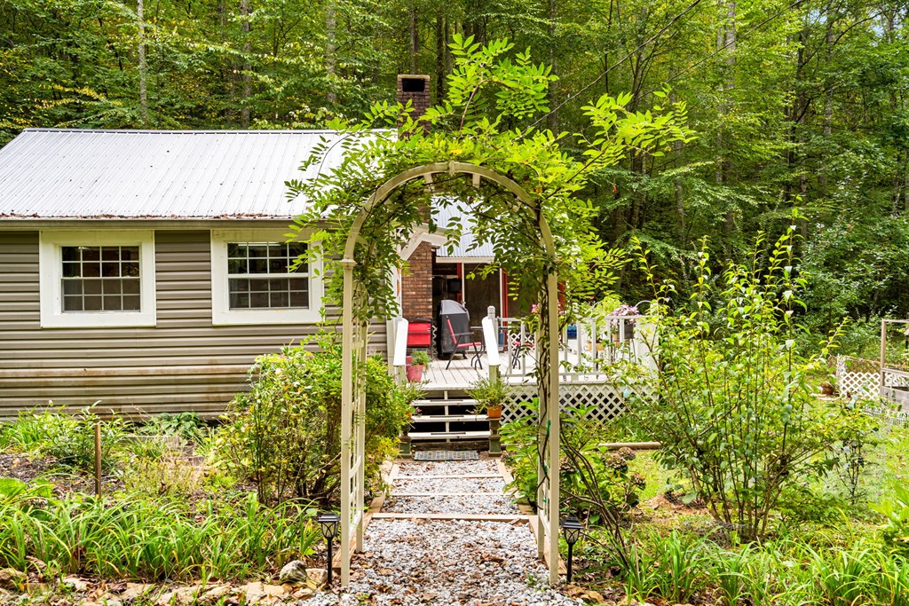 419087 Murphy Residential