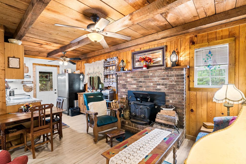 419087 Murphy Residential
