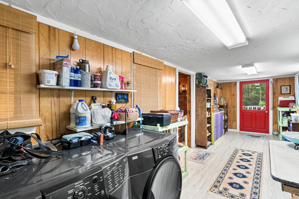 419087 Murphy Residential