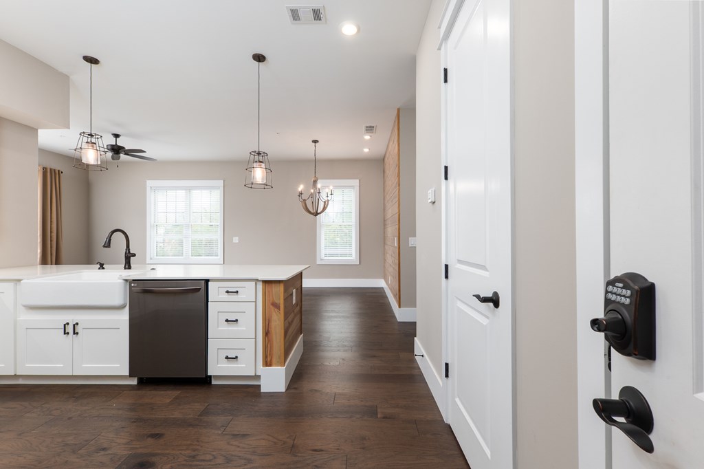 419094 Blue Ridge Condominium