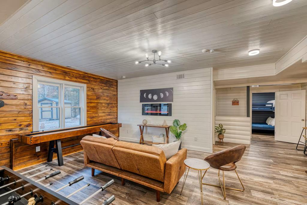 419103 Blue Ridge Residential