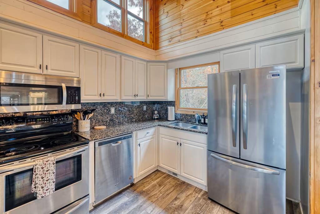 419103 Blue Ridge Residential