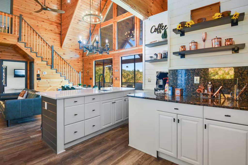 419103 Blue Ridge Residential
