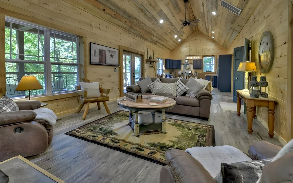 419111 Cherry Log Residential