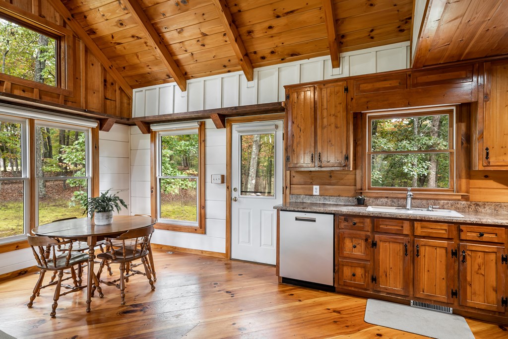 419114 Mineral Bluff Residential
