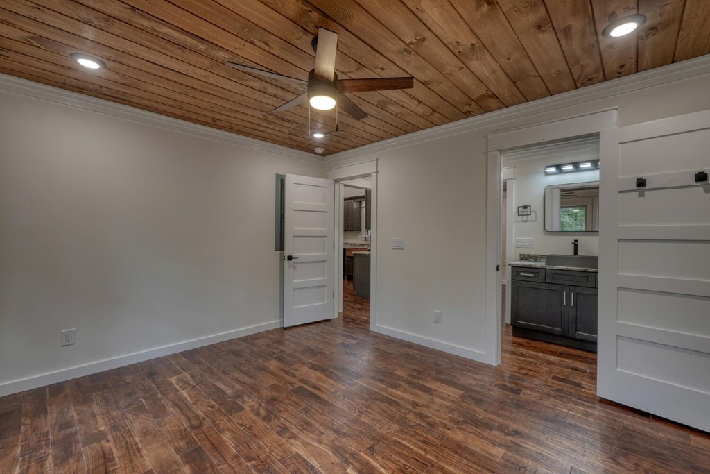419116 Blue Ridge Residential