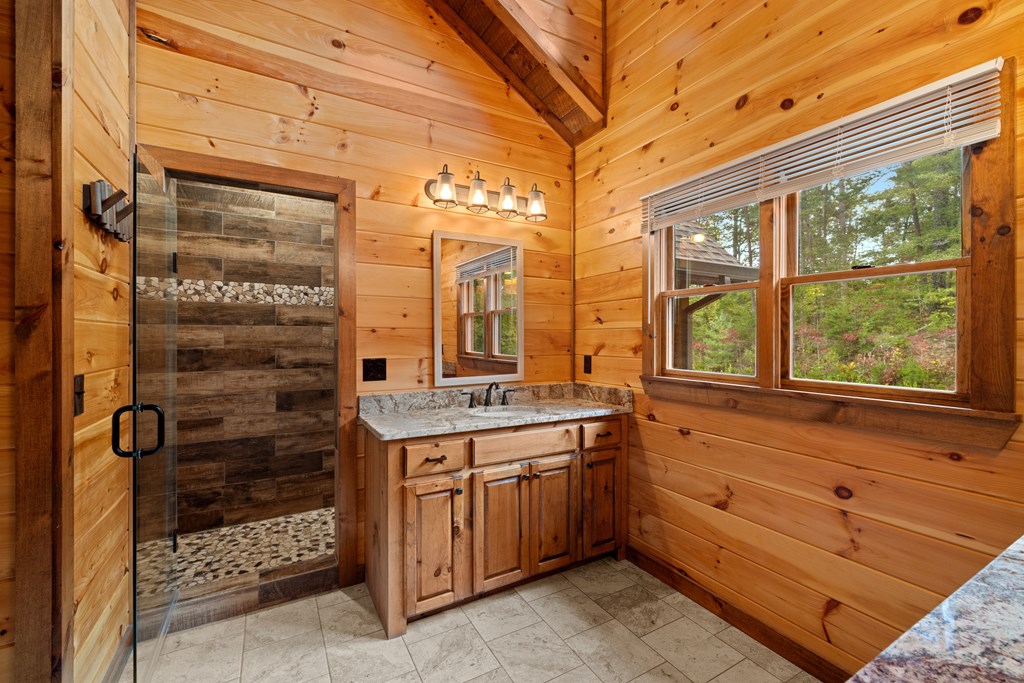 419117 Mineral Bluff Residential