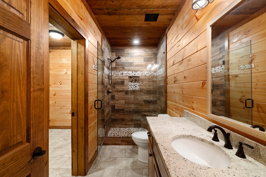 419117 Mineral Bluff Residential