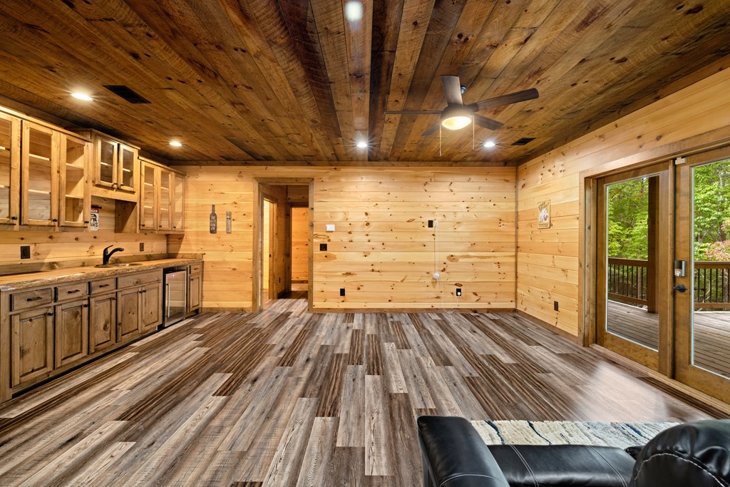 419117 Mineral Bluff Residential