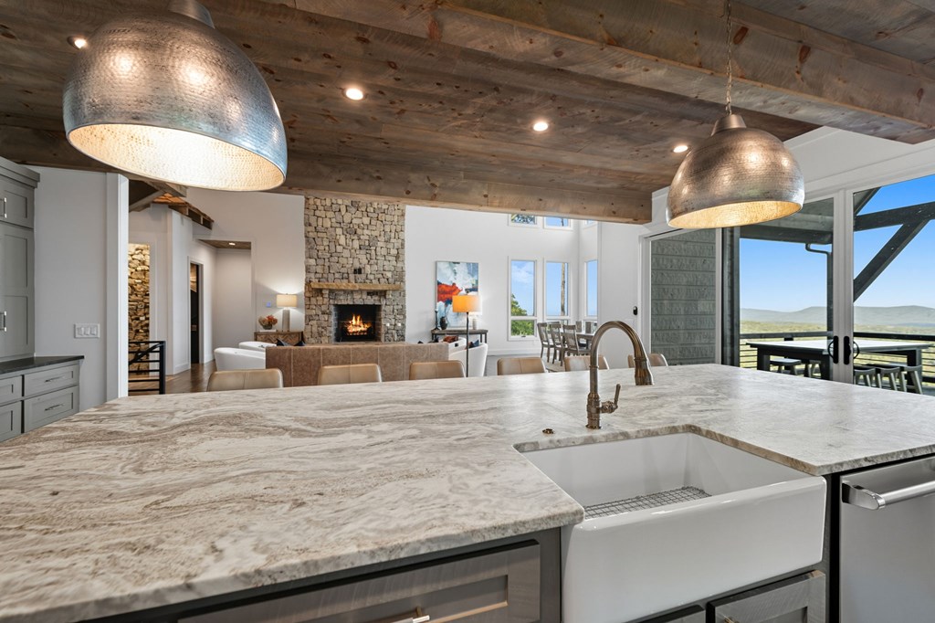 419121 Mineral Bluff Residential