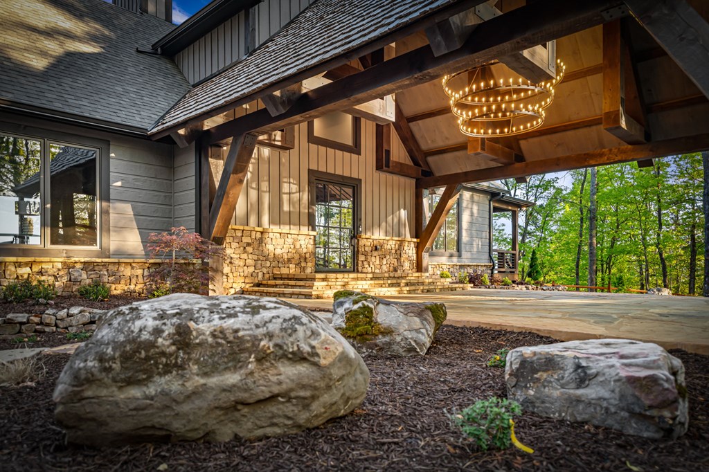 419121 Mineral Bluff Residential