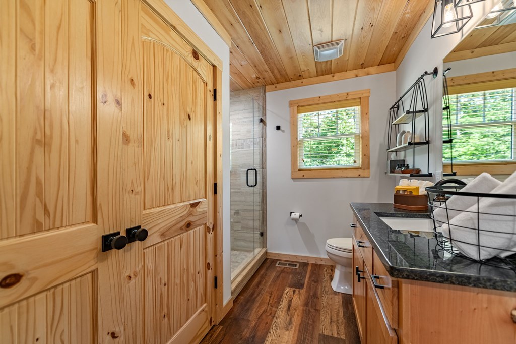 419127 Mineral Bluff Residential