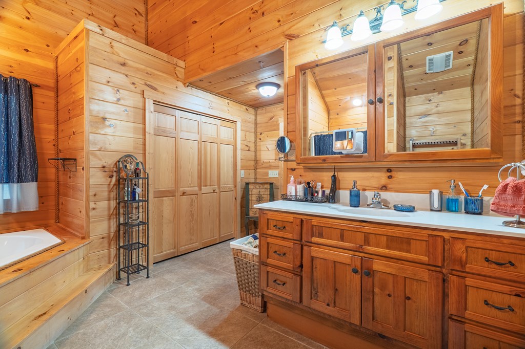 419132 Ellijay Residential