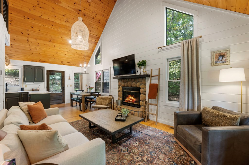 419137 Blue Ridge Residential
