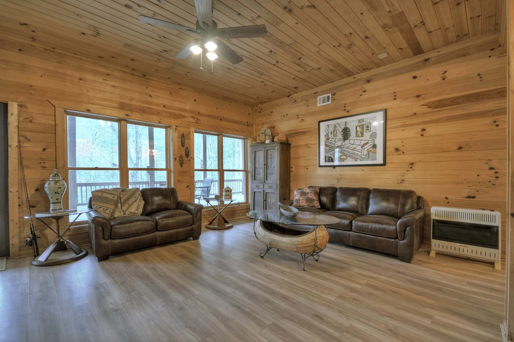 419147 Suches Residential