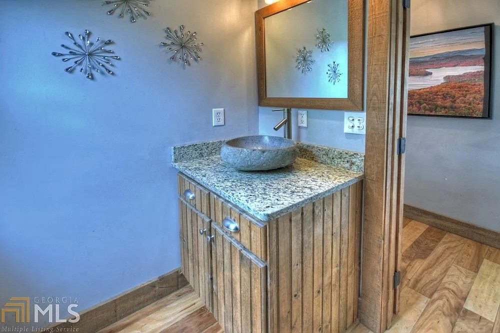 419161 Blue Ridge Residential