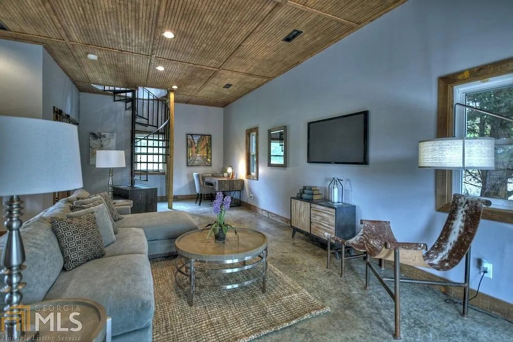 419161 Blue Ridge Residential