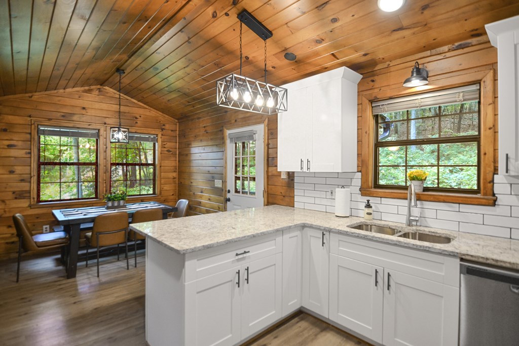 419169 Blue Ridge Residential