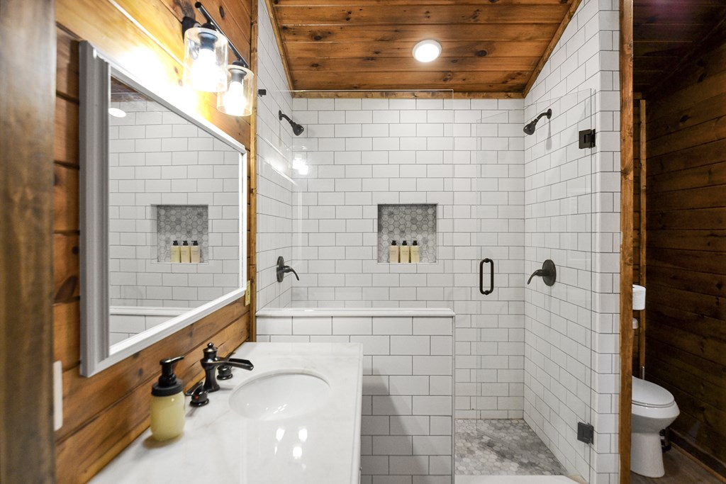 419169 Blue Ridge Residential
