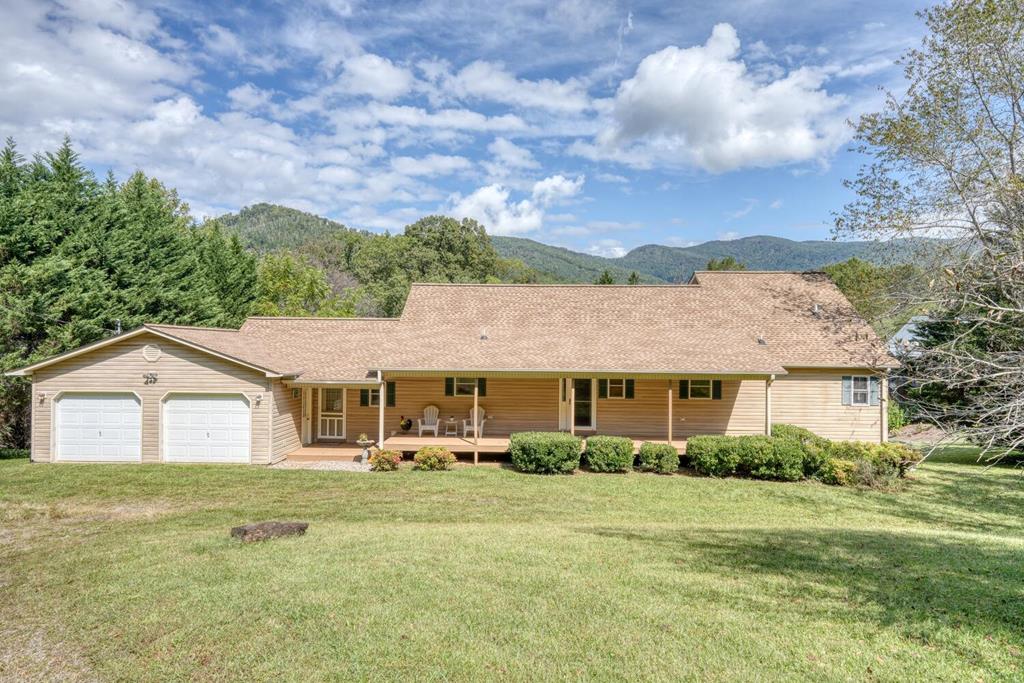 419170 Hayesville 