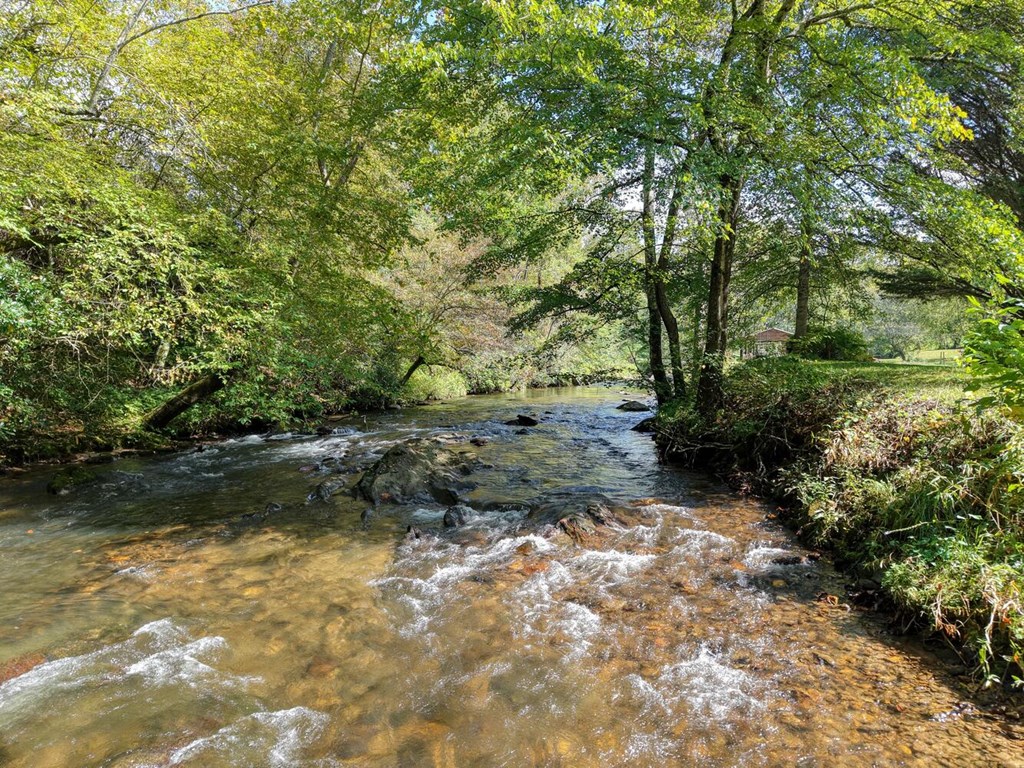 419170 Hayesville Residential