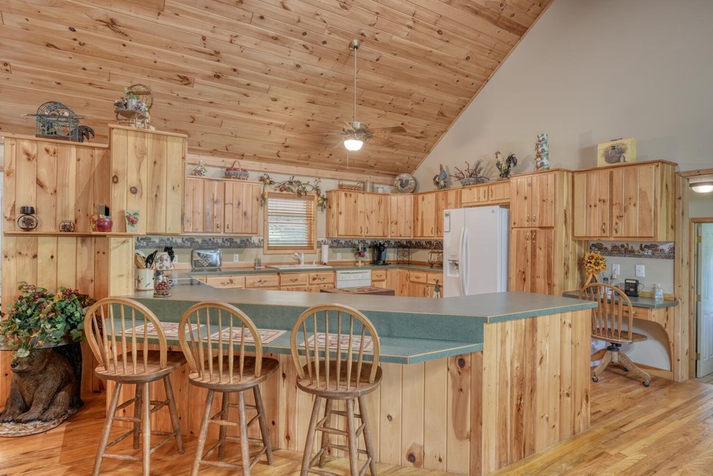 419170 Hayesville Residential