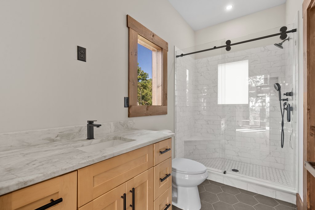 419171 Mineral Bluff Residential
