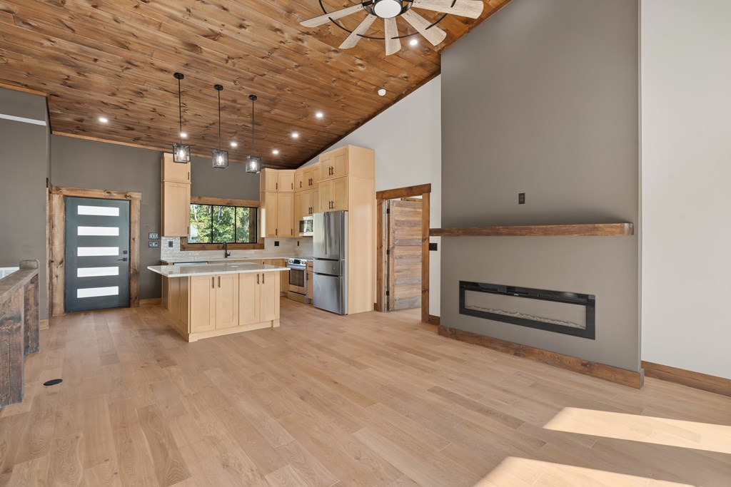 419171 Mineral Bluff Residential