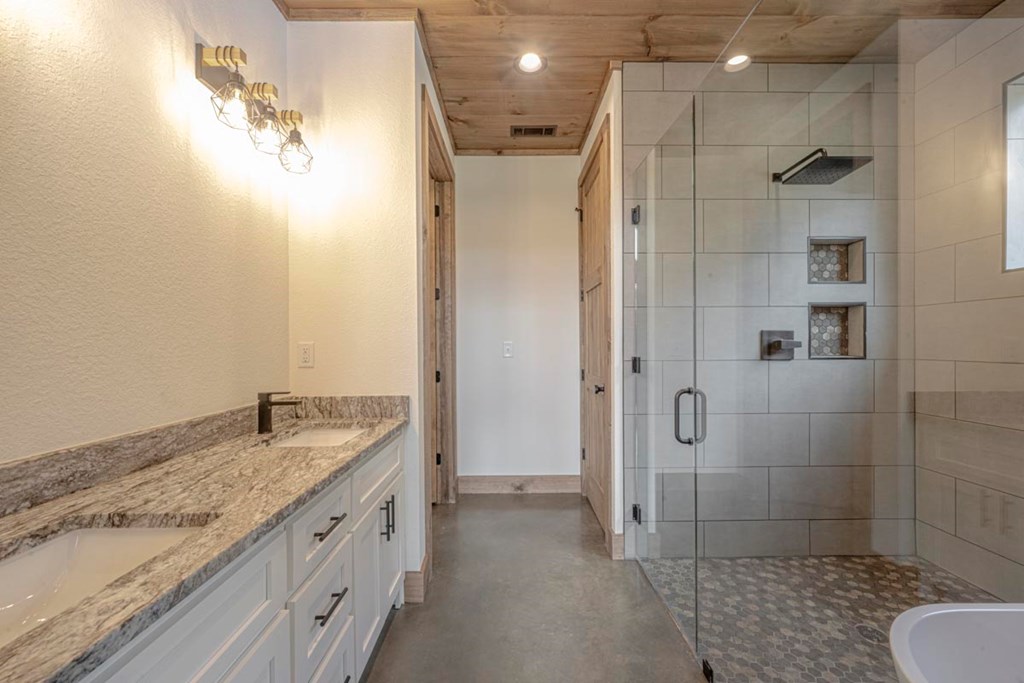 419173 Mineral Bluff Residential