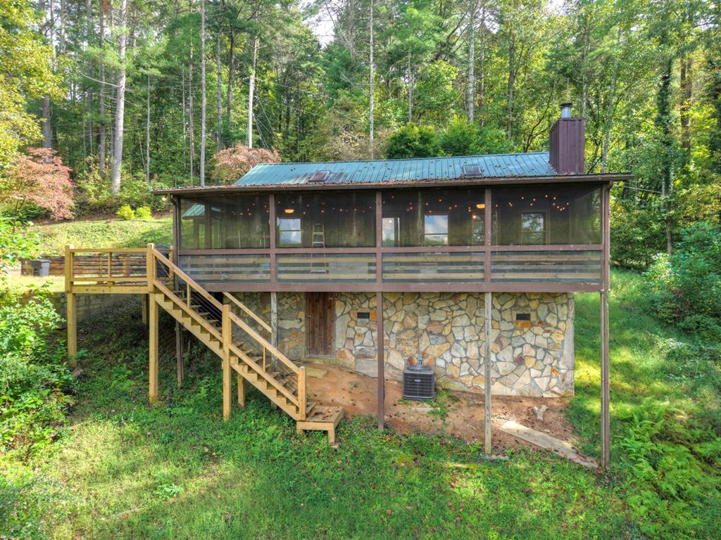 419190 Mineral Bluff Residential