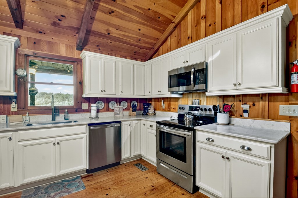 419190 Mineral Bluff Residential