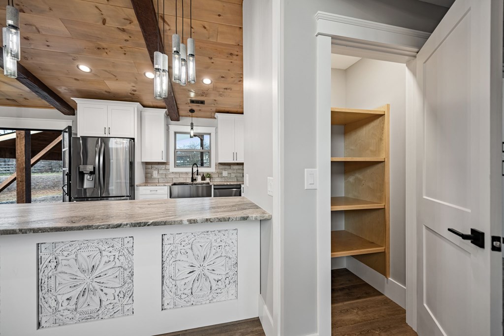 419192 Morganton Residential