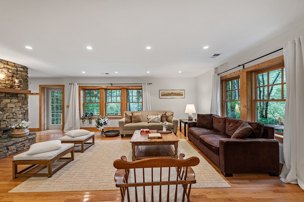 419210 Ellijay Residential