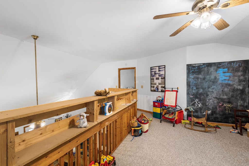 419212 Young Harris Residential