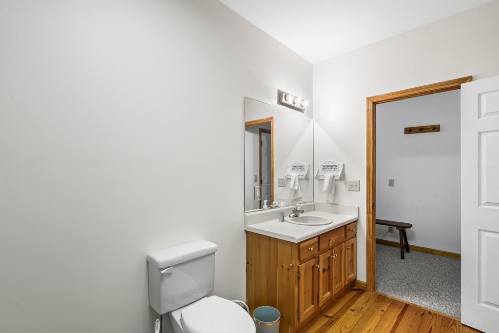 419212 Young Harris Residential