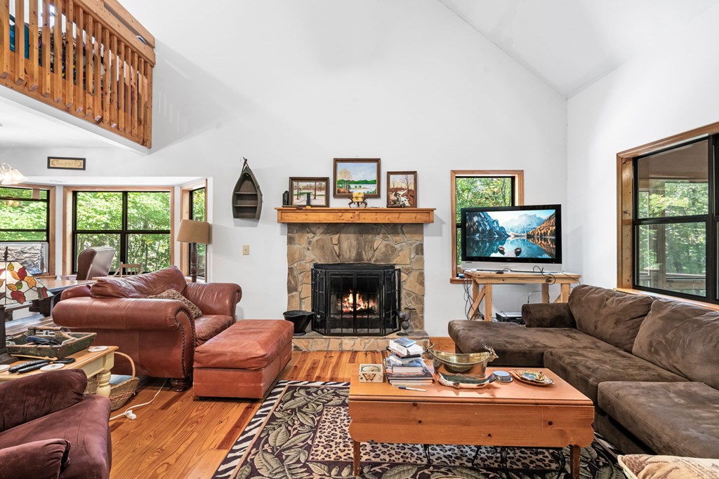 419212 Young Harris Residential