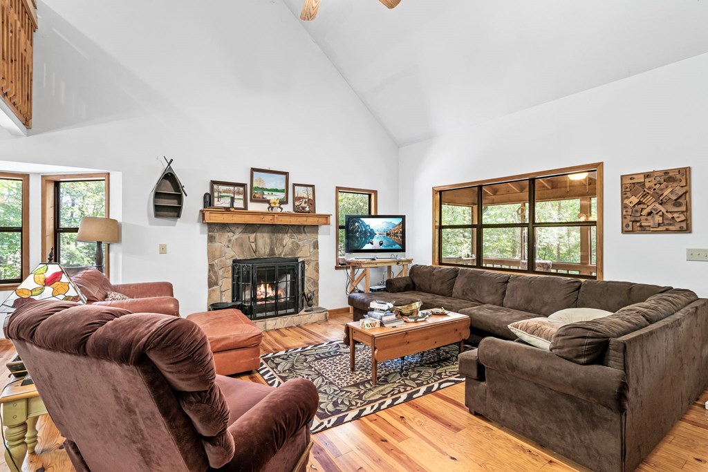 419212 Young Harris Residential
