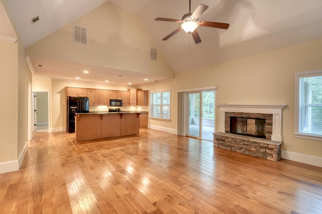 419222 Hiawassee Residential